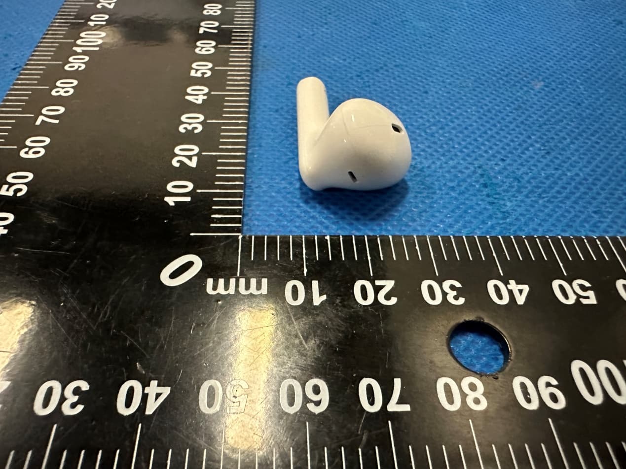 Wireless Earbuds - FCC ID 2BATM-X6PRO - zheng zhou jue rao shang mao you xian gong si (5)