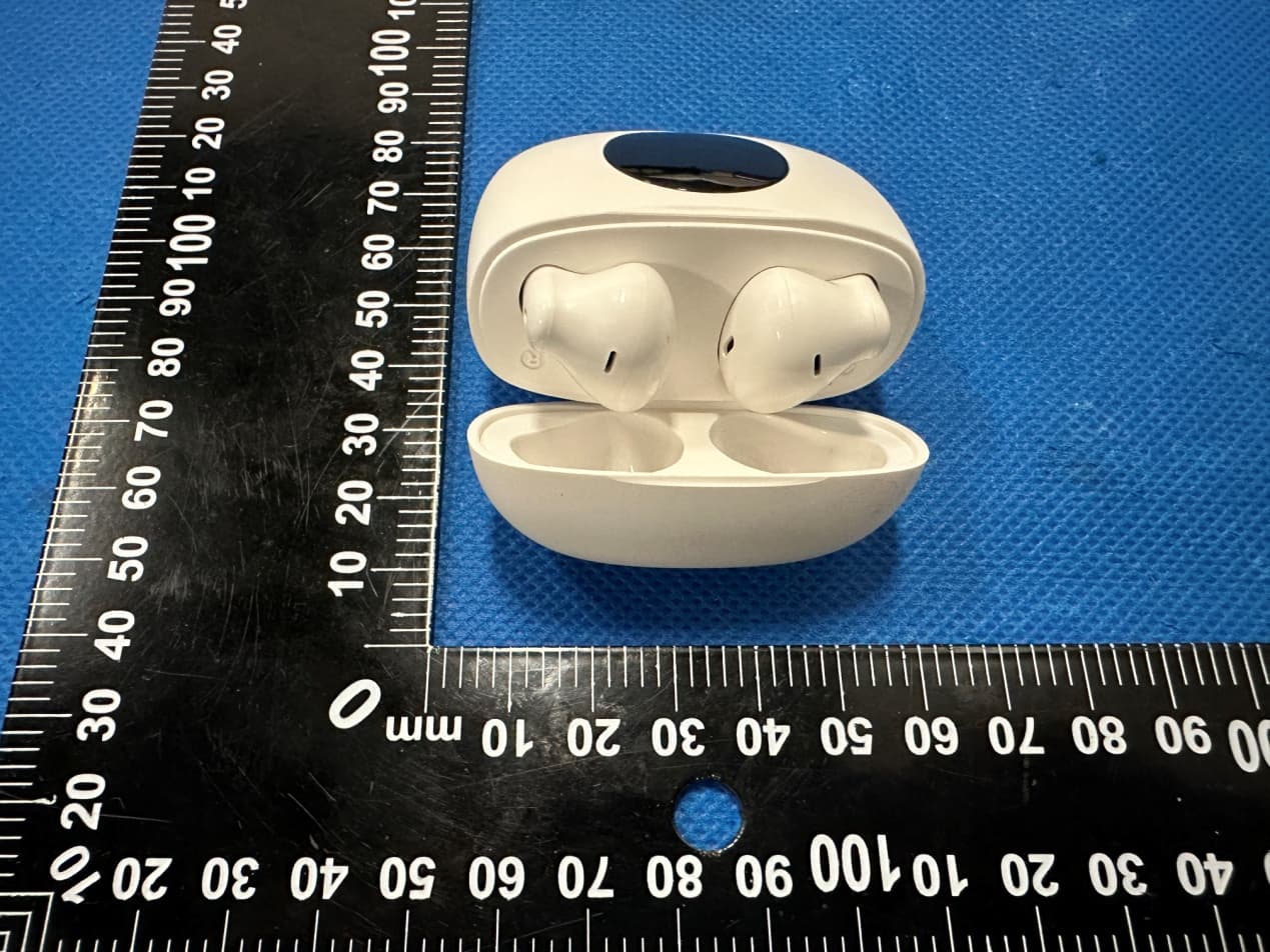 Wireless Earbuds - FCC ID 2BATM-X6PRO - zheng zhou jue rao shang mao you xian gong si (2)