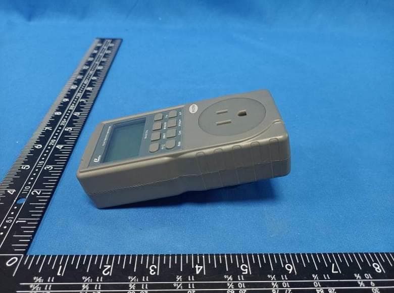 Power Usage Monitor - FCC ID 2BAV8-PN2500 - Chong Qing Yi Xiao Ma E-commerce Co., Ltd