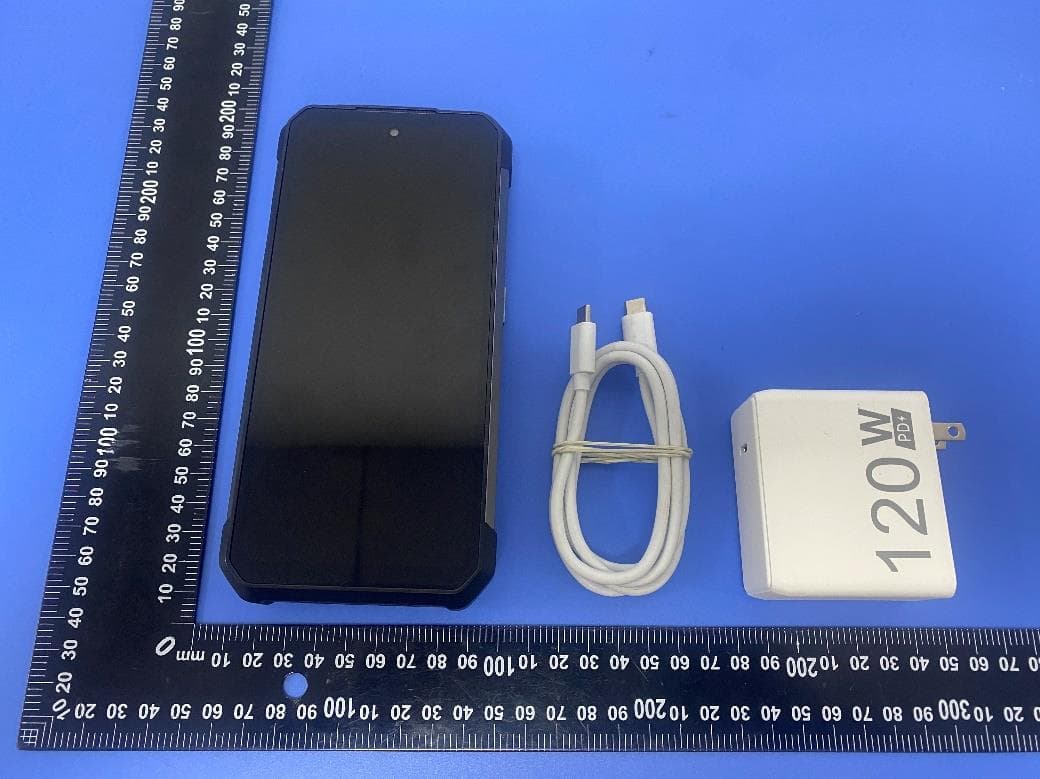 Smart phone - FCC ID 2BAVY-TANK2PRO - Shenzhen OBLUE Communication Technology Co.,Ltd.