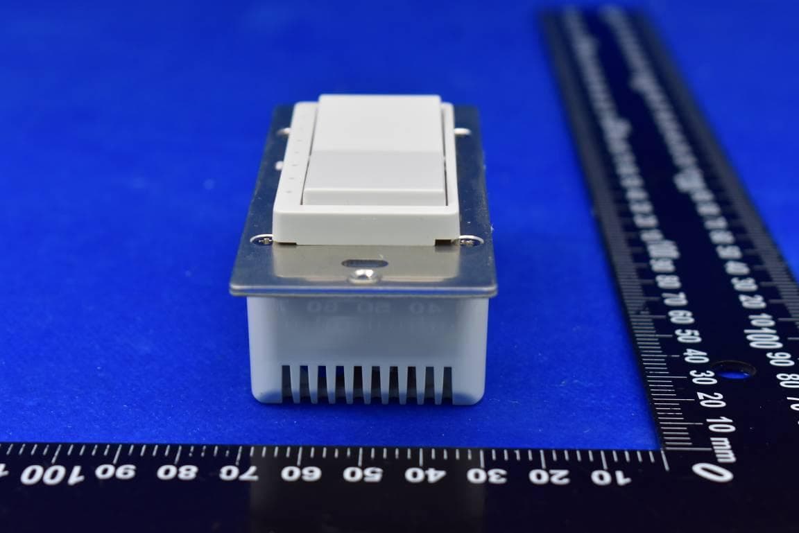 0-10V Dimmer with WiFi and Bluetooth - FCC ID 2BAZT10022001 - Savi Controls, LLC (4)
