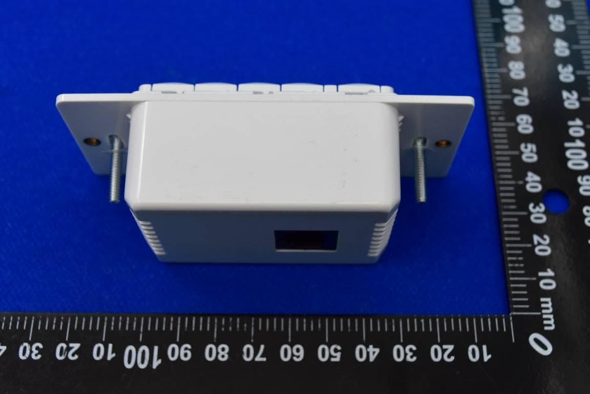 Wi-Fi POE Keypad with WiFi and Bluetooth - FCC ID 2BAZT10023001 - Savi Controls, LLC (4)