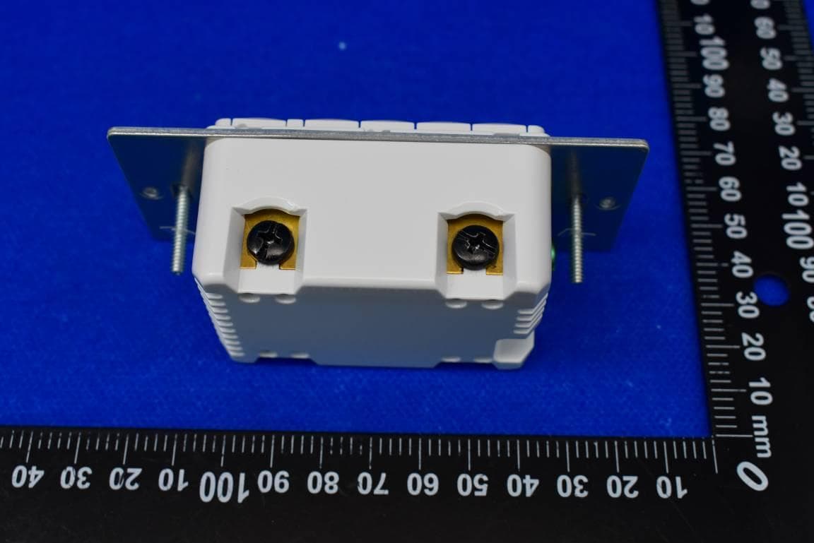 HV Keypad with WiFi and Bluetooth - FCC ID 2BAZT10024001 - Savi Controls, LLC (4)