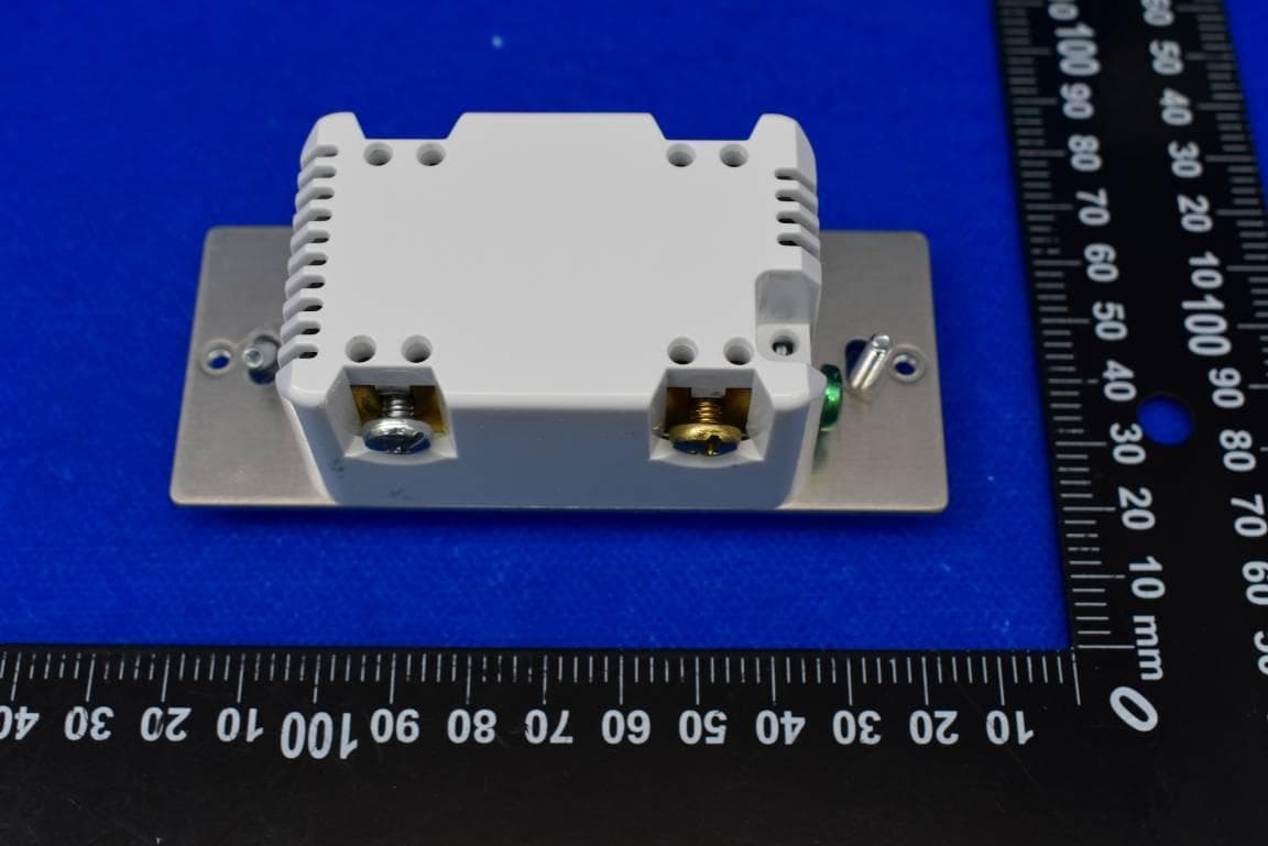 HV Keypad with WiFi and Bluetooth - FCC ID 2BAZT10024001 - Savi Controls, LLC (2)