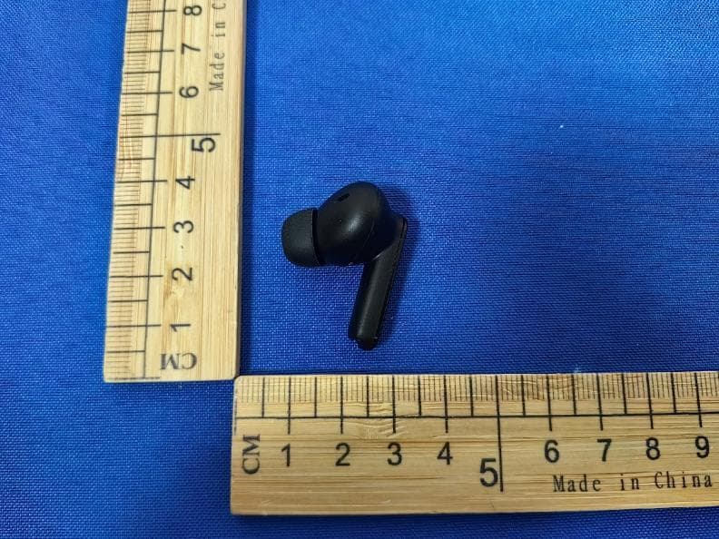 TWS Headset - FCC ID 2BB27-K3C0003 - Foshan Heizuan Trading Co., Ltd (2)
