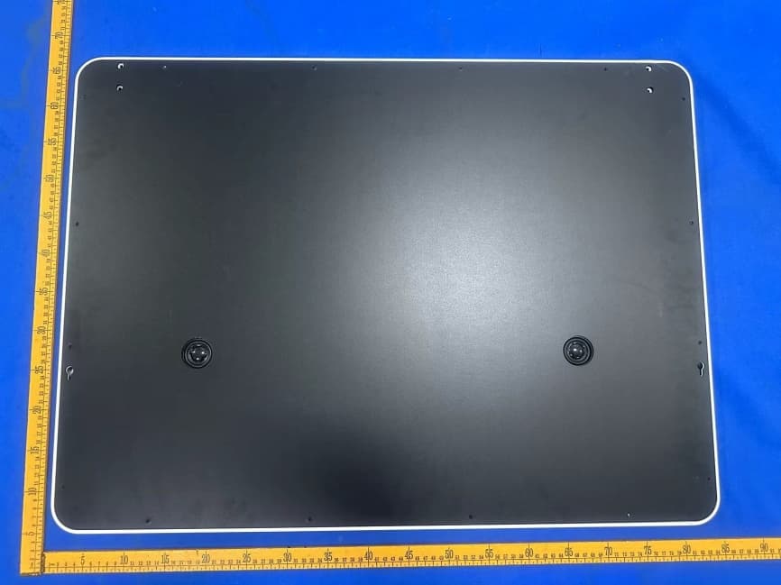 Hollywood Makeup Mirror - FCC ID 2BB2A-HZ-02A-8166 - Guangzhou Zhuo Rui Smart Home Technology Co., LTD (3)