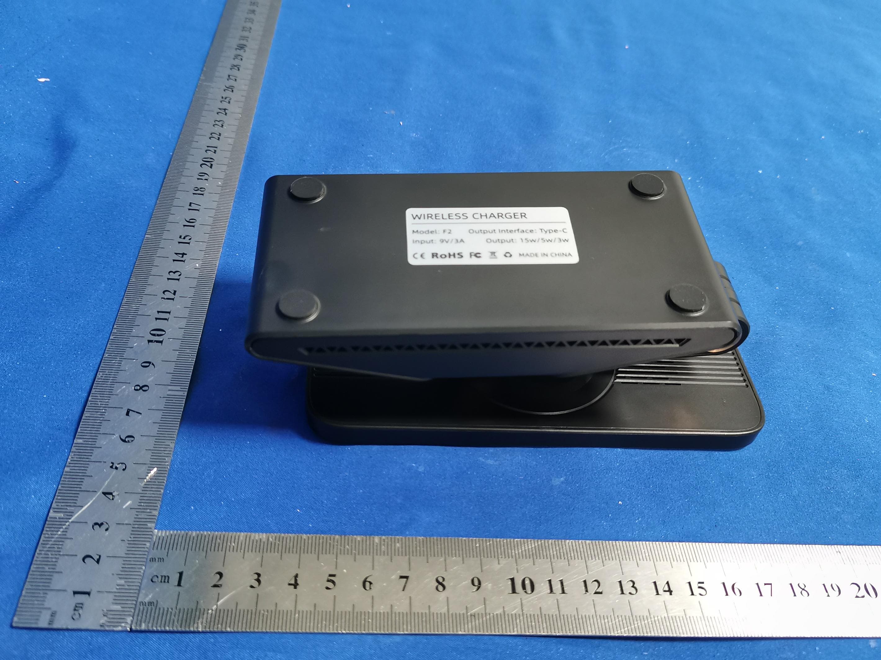 WIRELESS CHARGER - FCC ID 2BB2B-F2 - Dongguan Fismool Technology Co.,Ltd. (3)
