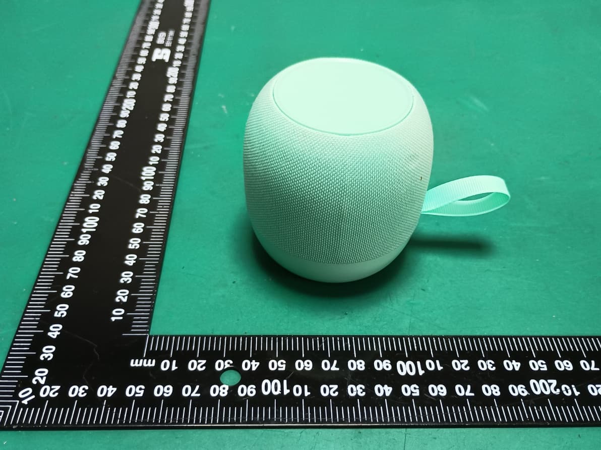 Wireless Mini Fabric Speaker - FCC ID 2BB2T-FBMINIFSPK - Dongguan Youshifa Electronic Technology Co., Ltd. (2)