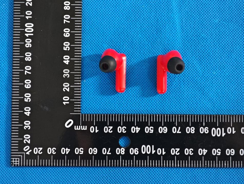 Vivitar TWS Headphones - FCC ID 2BB3B-HDQ4TWS - SHENZHEN JUNYE ELECTRONICS CO LTD (3)