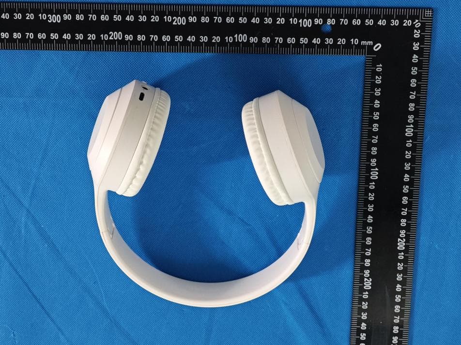 HEADPHONES - FCC ID 2BB3B-HP2424 - SHENZHEN JUNYE ELECTRONICS CO LTD (2)