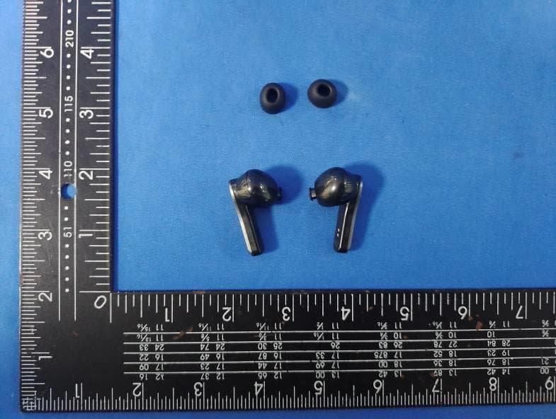 WIRELESS HEADSET - FCC ID 2BB3F-F9-F35 - Guang Zhou Botesi Electronic Technology Co.,Ltd (5)