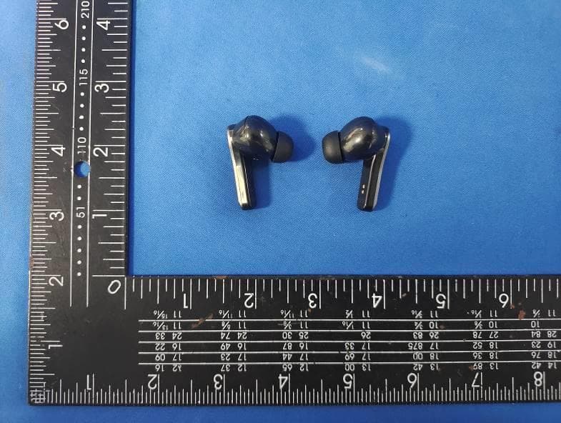WIRELESS HEADSET - FCC ID 2BB3F-F9-F35 - Guang Zhou Botesi Electronic Technology Co.,Ltd (2)