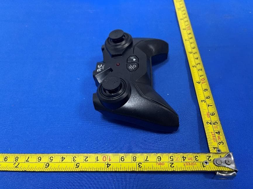 RC Car - FCC ID 2BB3T-BF-201G - Shantou City Youjie Technology Co., Ltd. (4)