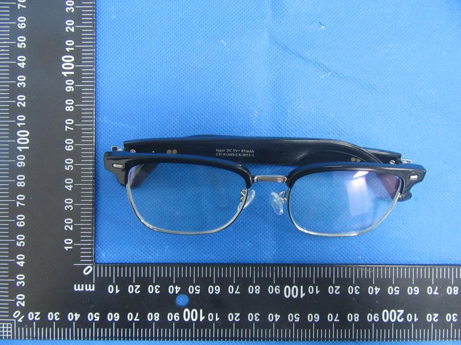 Smart glasses - FCC ID 2BB4V-E13 - Shenzhen Magic Treasure Times Technology Co., Ltd (2)