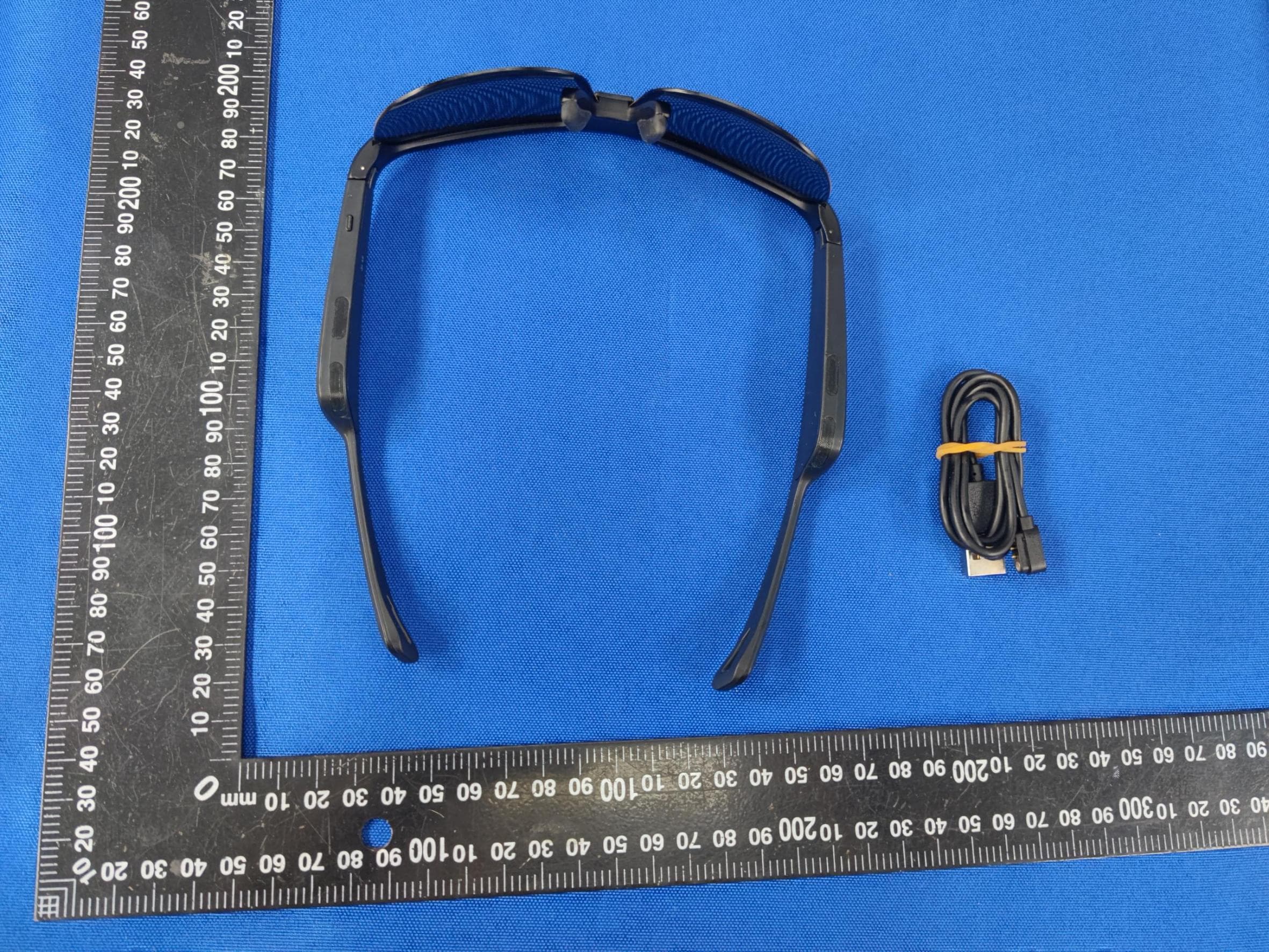 Smart glasses - FCC ID 2BB4V-G01 - Shenzhen Magic Treasure Times Technology Co., Ltd