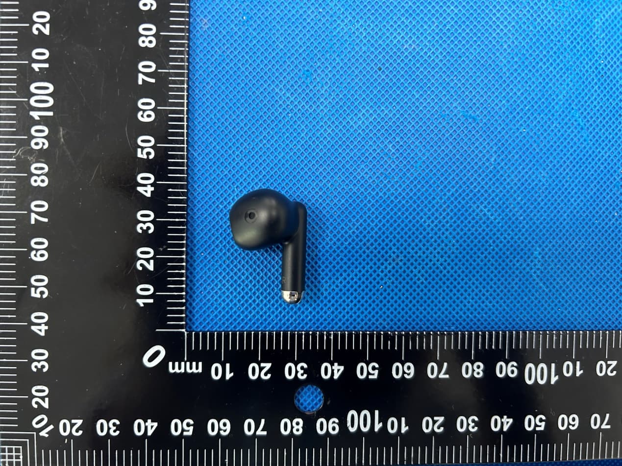 Wireless bluetooth headset - FCC ID 2BB5Y-H07 - Shenzhen Huajue Communication Co., Ltd (3)