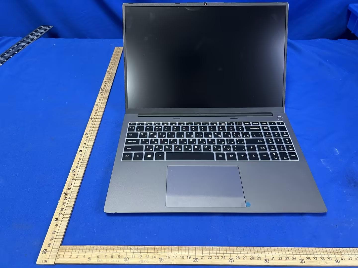 Laptop - FCC ID 2BB7B-U6B - Shenzhen Qingfen Tingxiu Information Technology Co., Ltd (2)