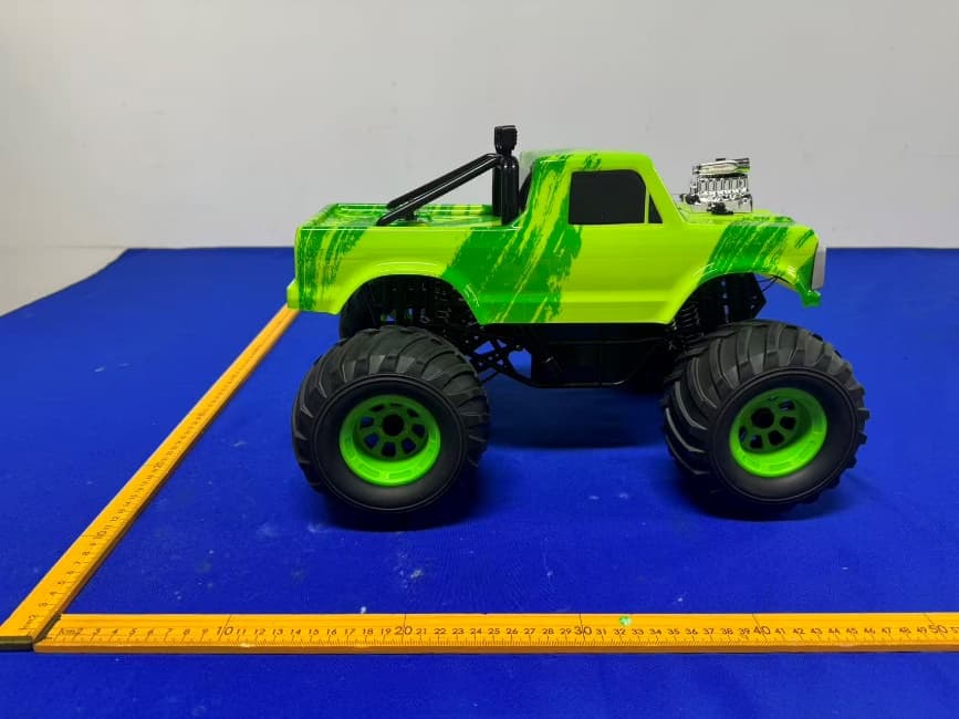 Remote control car - FCC ID 2BB7F-666-886FA - CHUNYUANLONG TOYS FACTORY (2)