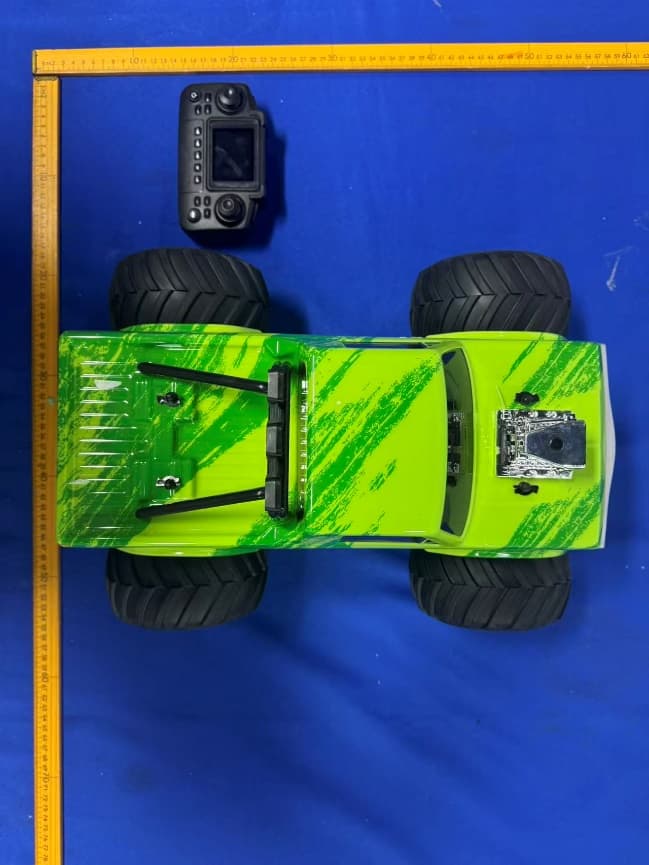 Remote control car - FCC ID 2BB7F-666-886FA - CHUNYUANLONG TOYS FACTORY (5)