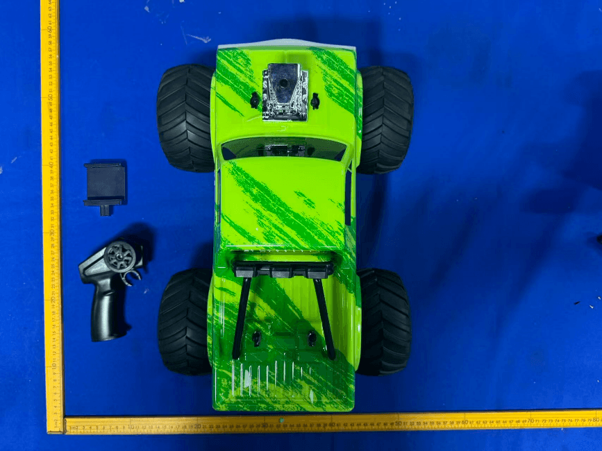 Remote control car - FCC ID 2BB7F-666-886WA - CHUNYUANLONG TOYS FACTORY