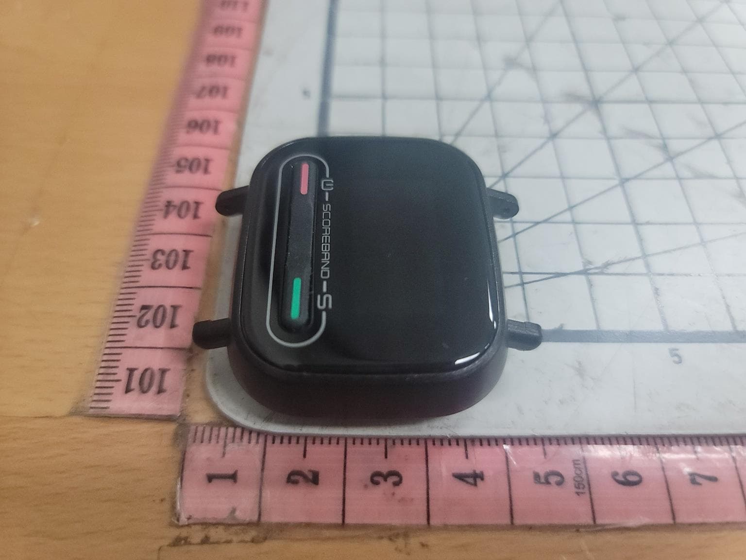 WEKKUK(SMART SCOREBAND) - FCC ID 2BB7X-76WKSB200-1 - 76SOFT Co., LTD (3)