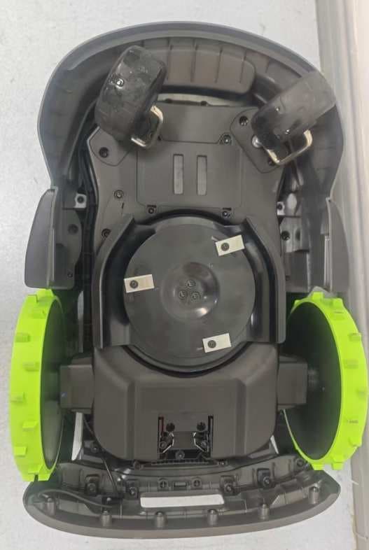 Robotic Lawnmower - FCC ID 2BB85-GWRLM0506 - Greenworks North America, LLC