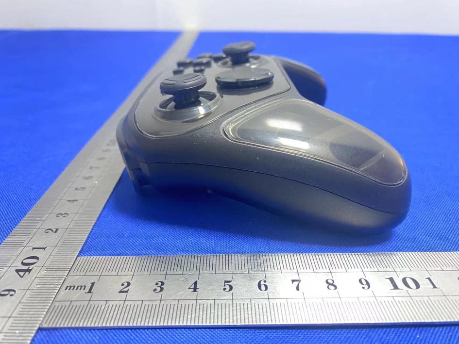 Feature Pro Controller-Gemini - FCC ID 2BBA2SW52-1 - guangzhoushihuizhimaoyiyouxiangongsi (5)