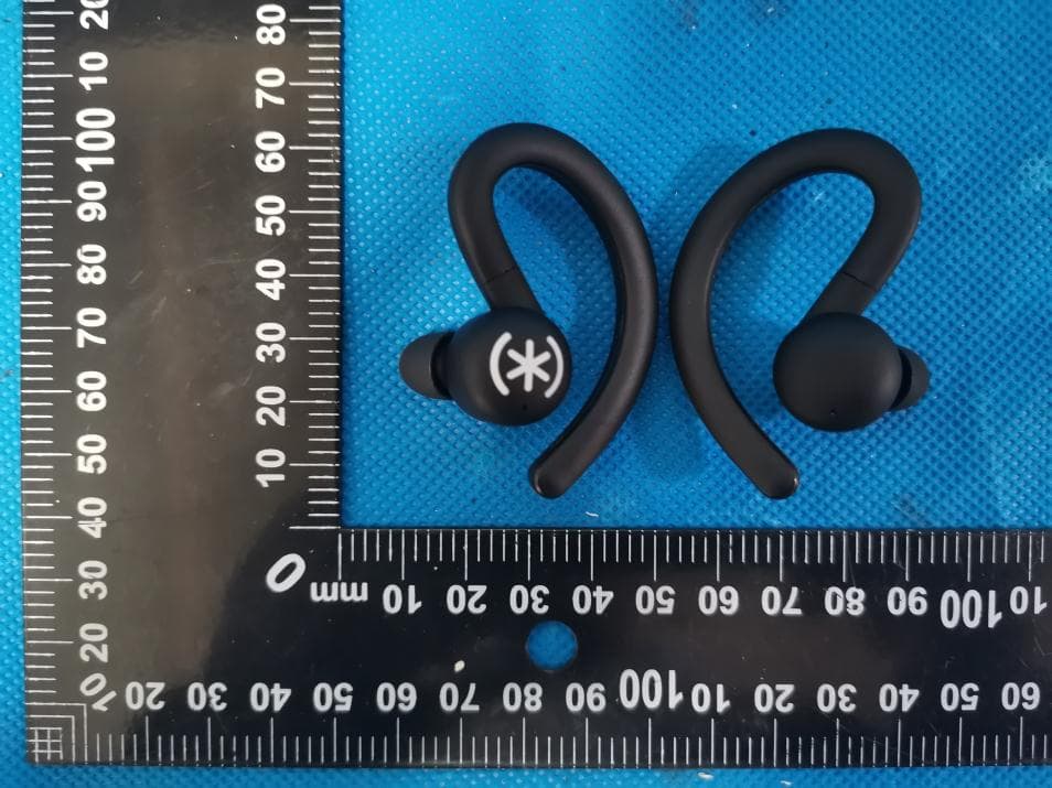 True Wireless Earbuds - FCC ID 2BBAS-GEMTONESSPORT - Speculative Product Design LLC (2)