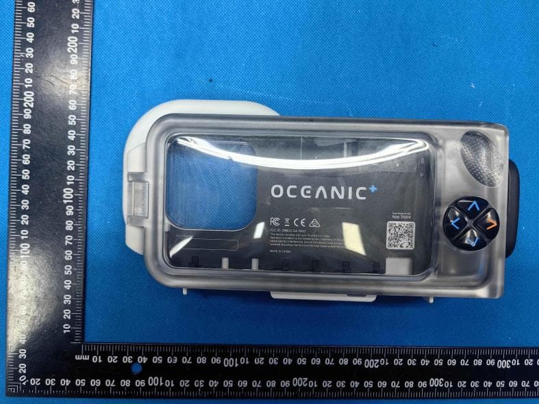 Oceanic Dive Housing - FCC ID 2BBD2-041900 - Huish Outdoors LLC.