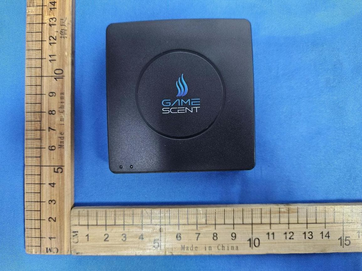Audio stream adapter - FCC ID 2BBDJ-ADPT002 - Elevated Perceptions LLC