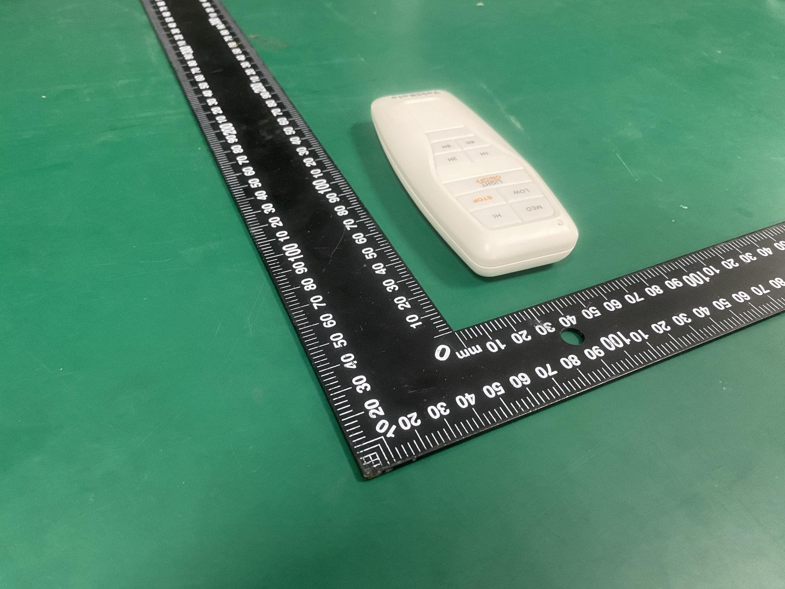 Ceiling fan remote control kit - FCC ID 2BBE4-PJ2206 - Zhongshan Paijiu Technology Co., LTD (2)