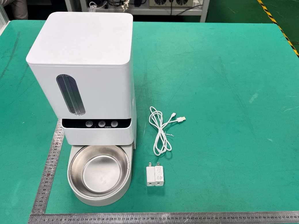 Automatic pet feeder - FCC ID 2BBET-PF300 - Shenzhen Hu Yang Intelligent Innovation Co.,Ltd. (2)