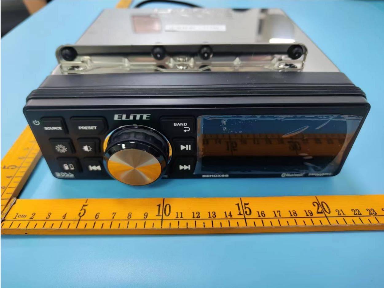 Head unit - FCC ID 2BBEX-BEHDX98 - BOSS INTERNATIONAL GROUP (4)