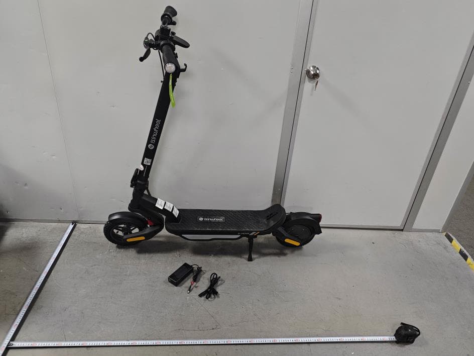 Electric Scooter - FCC ID 2BBGK-SNOVA - Shenzhen Xincheng Times Technology Co.,Ltd (2)