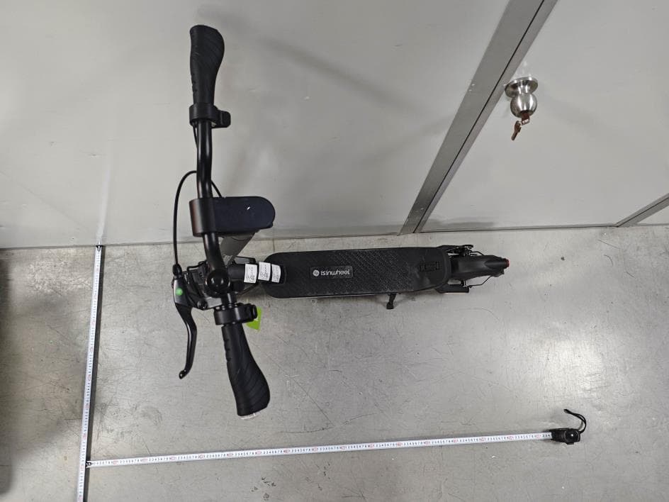Electric Scooter - FCC ID 2BBGK-SNOVA - Shenzhen Xincheng Times Technology Co.,Ltd