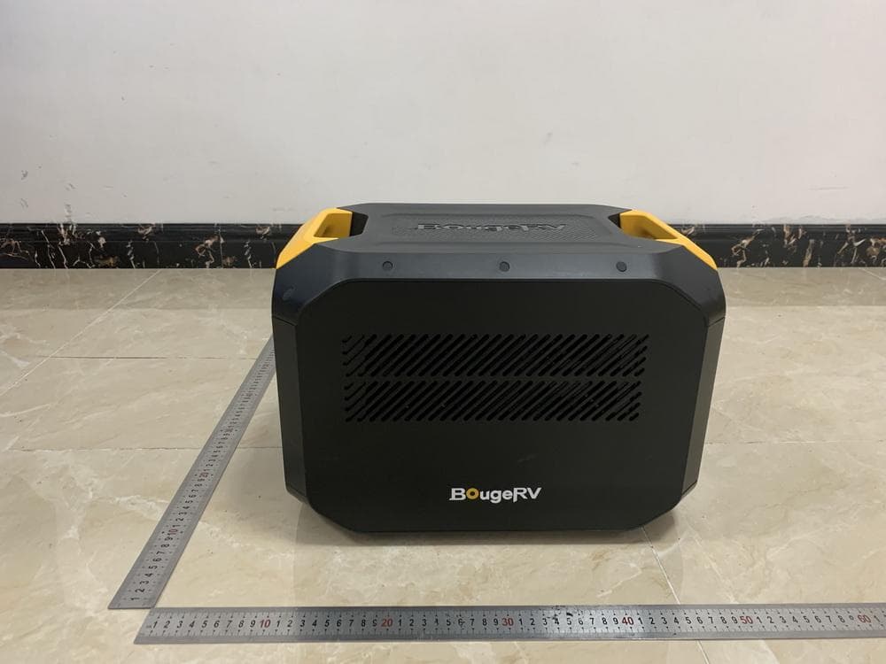 portable power station - FCC ID 2BBH5-SYZ-R2000 - Guangzhou Boju Information Technology Co.,Ltd (5)