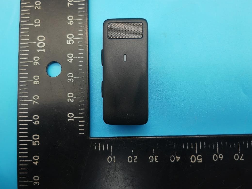 Wireless Lavalier Microphone - FCC ID 2BBKW-MICT - SHENZHEN STARMAX AUDIO-VISUAL TECHNOLOGY CO., LTD. (3)