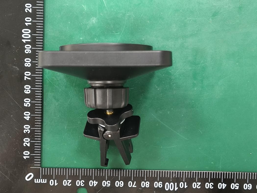 Wireless Car Charger - FCC ID 2BBMP-CW601 - Dongguan Electric Xiao Er Electronic Technology Co.,LTD (3)