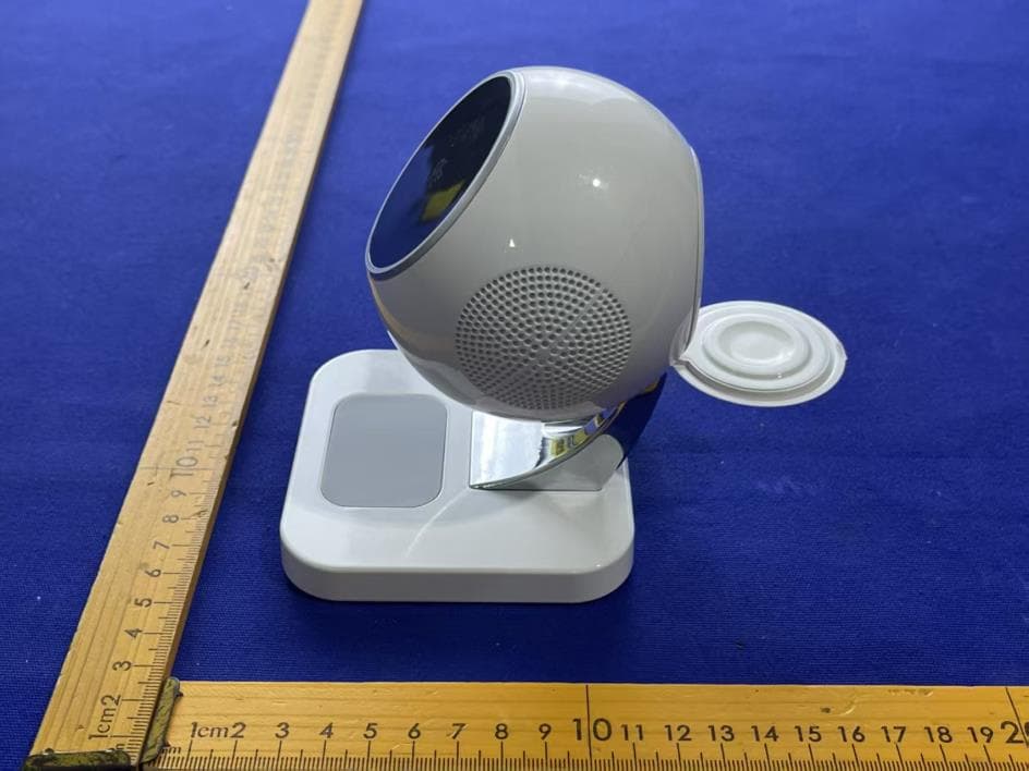 wireless charger - FCC ID 2BBMP-D303 - Dongguan Electric Xiao Er Electronic Technology Co.,LTD (5)