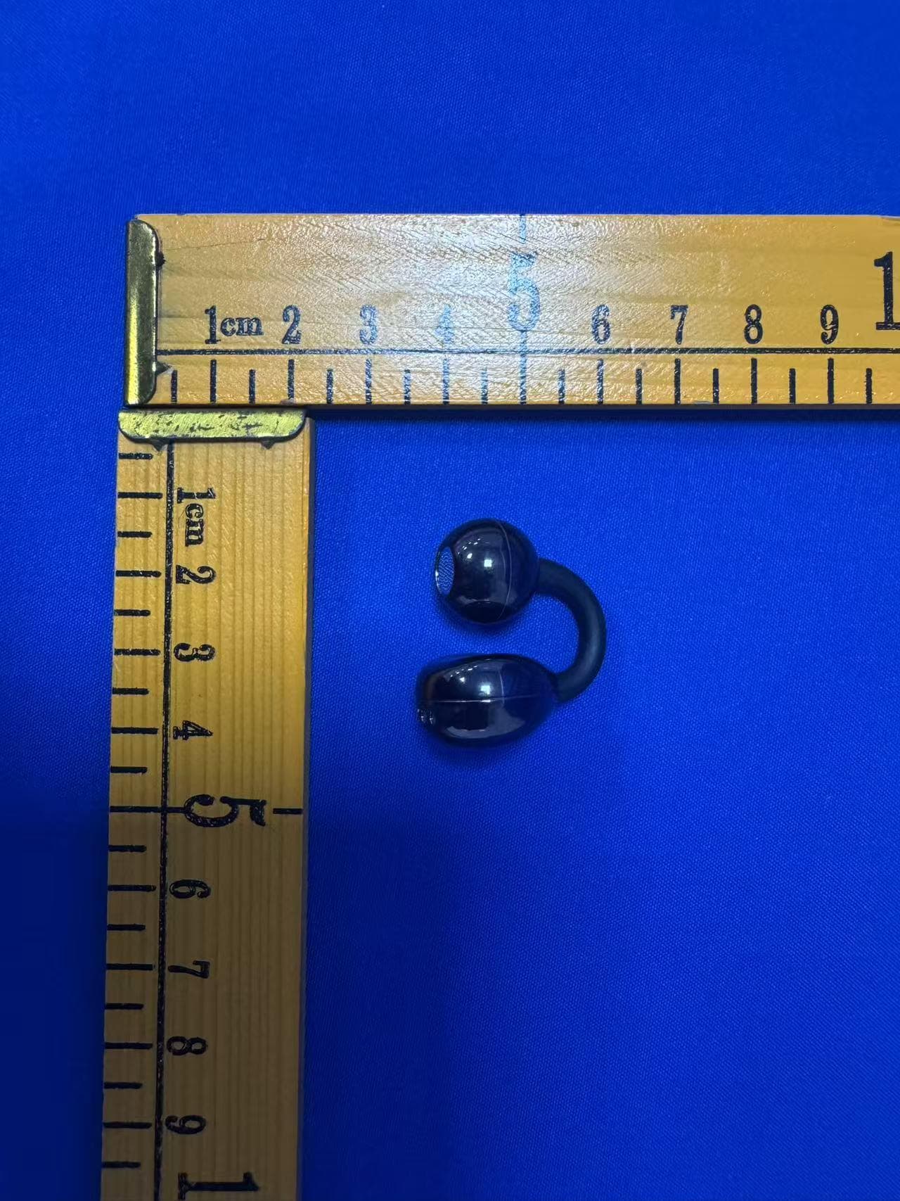 bluetooth headset - FCC ID 2BBNW-XG42 - ShenZhen XinTu Century Technology Co., Ltd. (2)