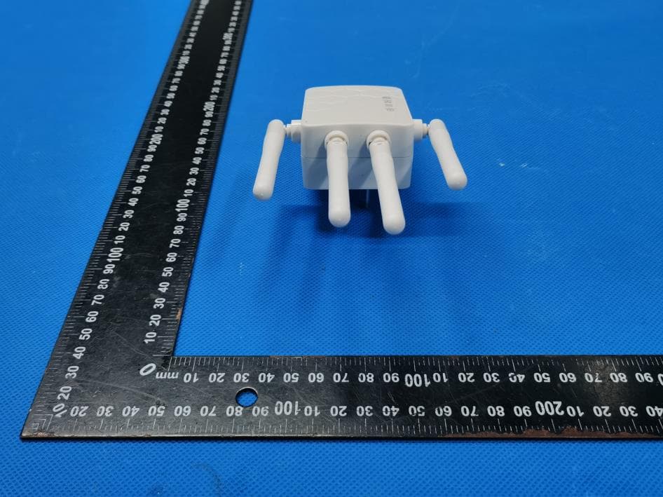 repeater - FCC ID 2BBO6-Q3 - XiXi Technology (Shenzhen) CO,Ltd (3)