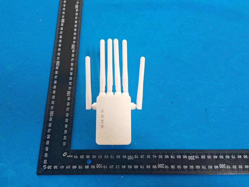 repeater - FCC ID 2BBO6-Q3D - XiXi Technology (Shenzhen) CO,Ltd (2)