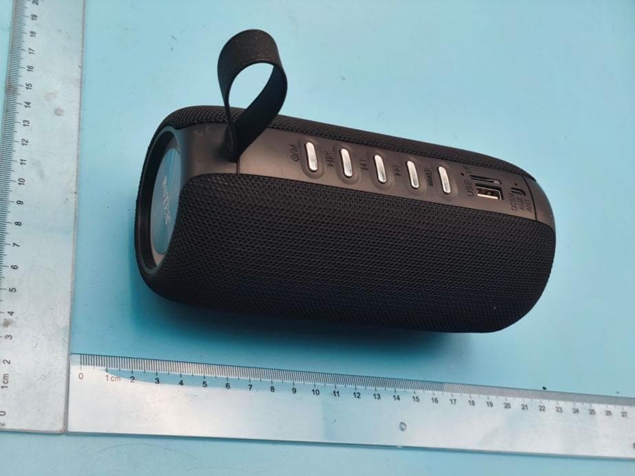 Wireless Speaker - FCC ID 2BBOI-WS1870 - Huizhou huayusi Technology Co., Ltd (5)