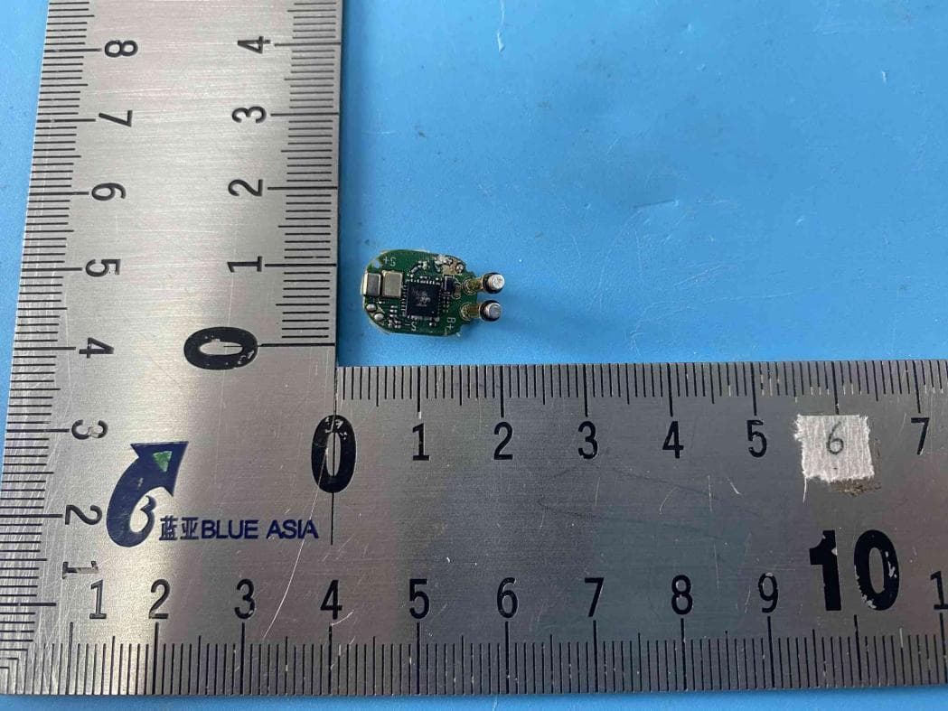 E07 True Wireless Bluetooth Earbuds - FCC ID 2BBOM-E07 - Shenzhen SmartDevil Digital Technology Co., Ltd. (2)