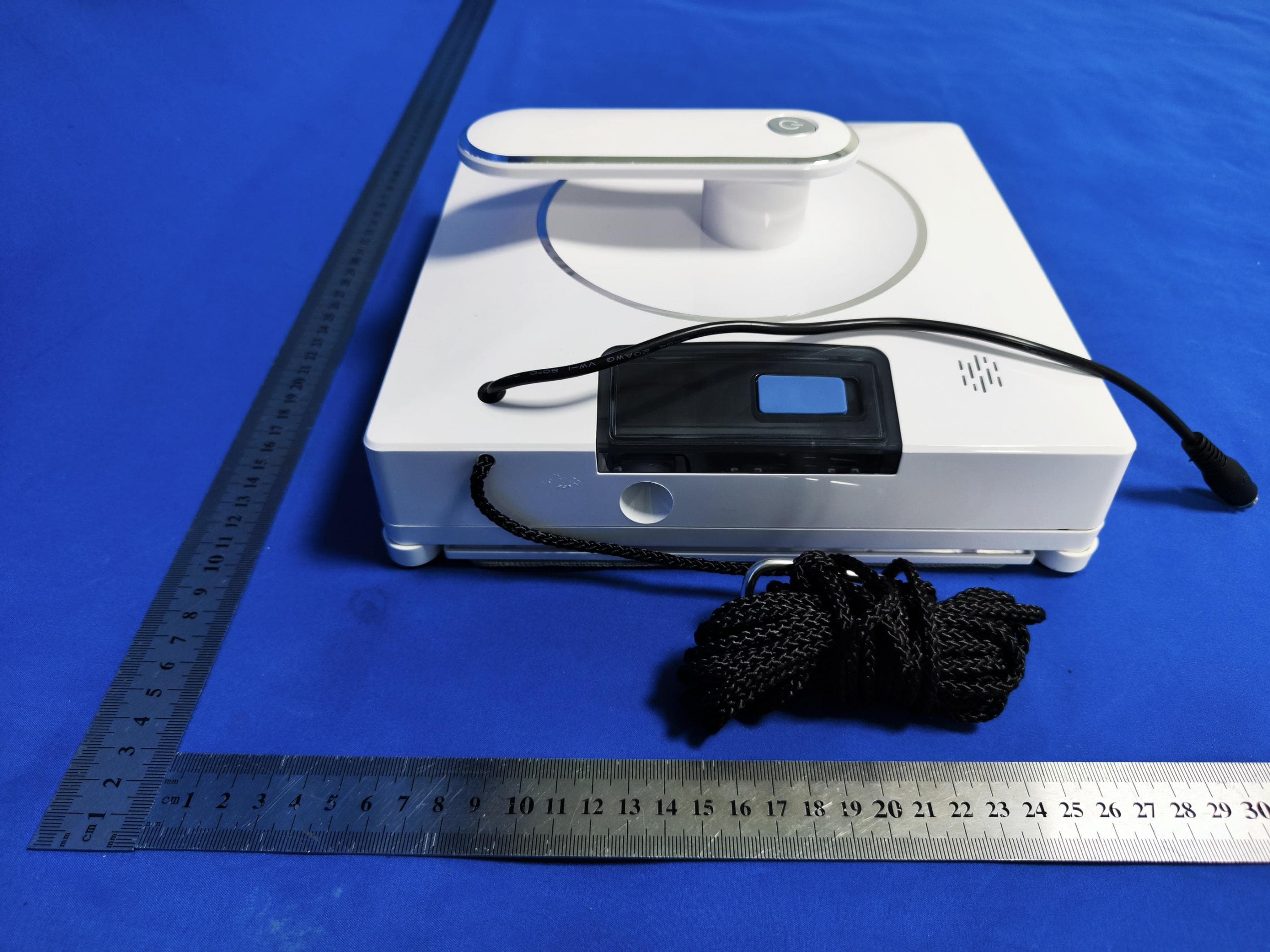 Window Cleaning Robot - FCC ID 2BBONYW500TLL331541 - Shenzhen ONEJ Technology Co., Ltd. (3)