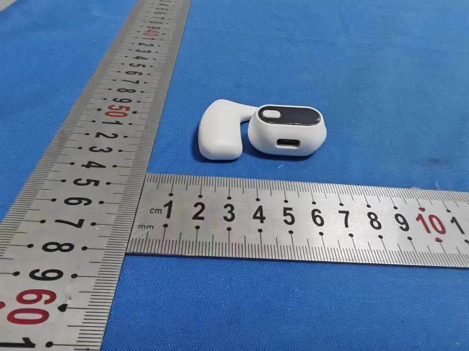 Bluetooth headset - FCC ID 2BBOX-G3 - Shenzhen Xianghengda Technology Co., LTD