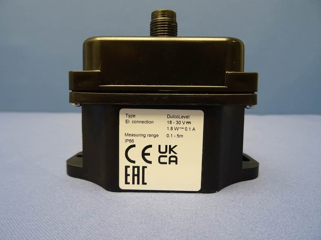 Radar level sensor - FCC ID 2BBPH-1120573 - ProMinent GmbH