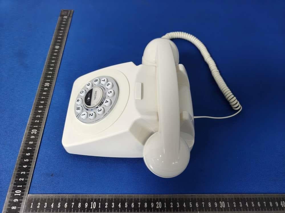 RETRO WIRELESS PHONE/SPEAKER - FCC ID 2BBPLTBRTVNTPN - TRUSTSTONE GROUP, LLC (4)