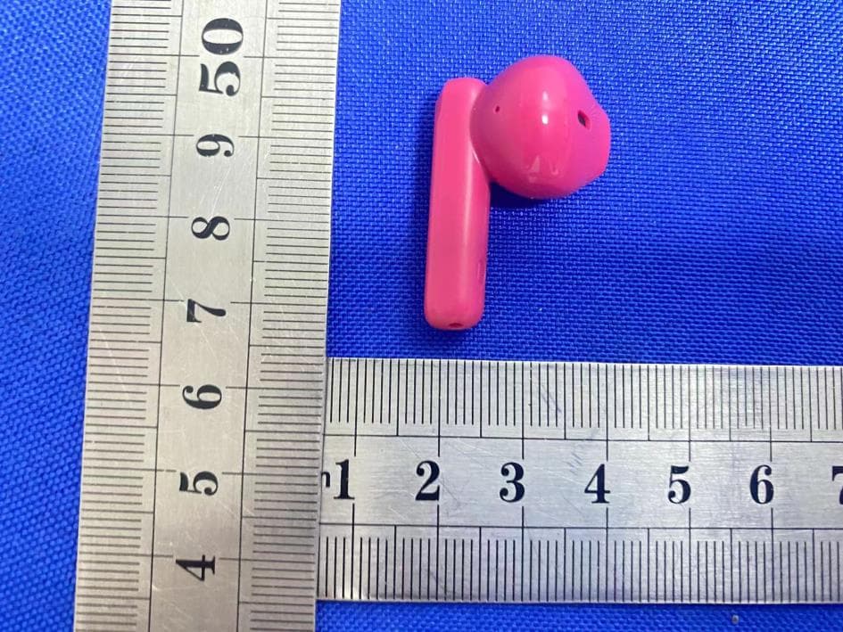 Bluetooth headset - FCC ID 2BBQJ-A11 - Shenzhen Cantianshu Information Technology Co.,Ltd (4)