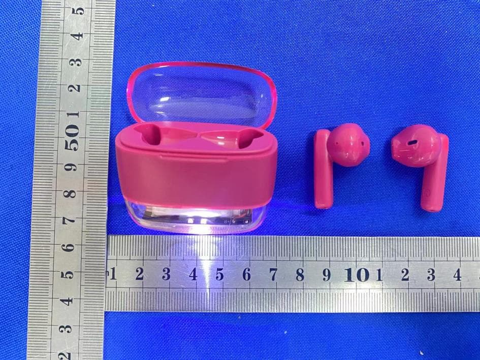 Bluetooth headset - FCC ID 2BBQJ-A11 - Shenzhen Cantianshu Information Technology Co.,Ltd (3)